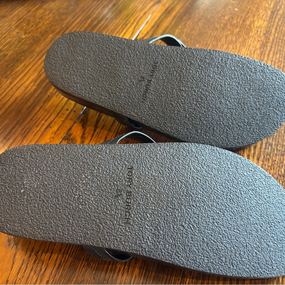 Tory Burch Miller cloud sandal. Black, leather top, foam core. Excellent cond - Picture 4 of 5